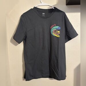 LEVI’S Tshirt